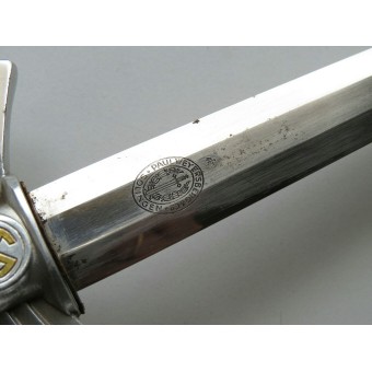 1st model Luftwaffe dagger by Paul Weyersberg.. Espenlaub militaria