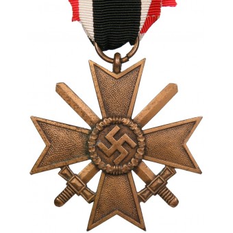 Kriegsverdienstkreuz 1939 2. Klasse mit Schwertern, marked 135, Julius Moser. Espenlaub militaria