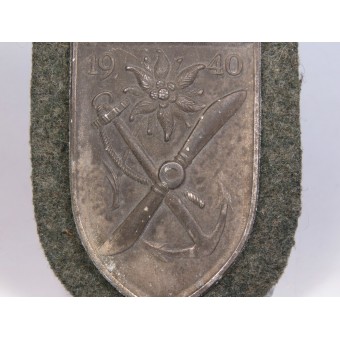 Sleeve Shield Narvik 1940 for Wehrmacht - Juncker. Silvered Zinc. Espenlaub militaria