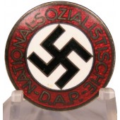 Insignia de miembro NSDAP M1/170-B.H. Mayer