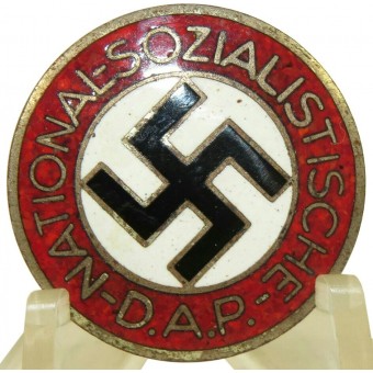 NSDAP Party Badge RZM M1/105 - Hermann Aurich, Dresden.. Espenlaub militaria