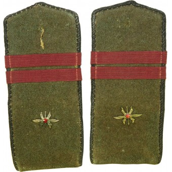 Wartime Soviet shoulder straps for signals troops. Espenlaub militaria