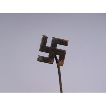 Sympathizer badge of the NSDAP party in the form of a swastika. Espenlaub militaria