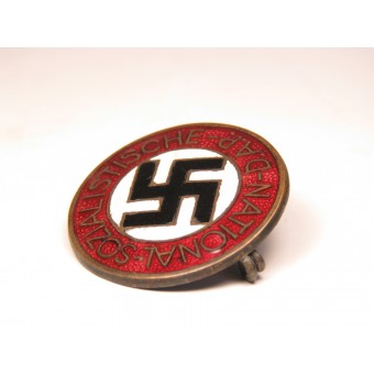 The first type of NSDAP membership badge, E. Schmidhaussler RZM M1/128. Espenlaub militaria