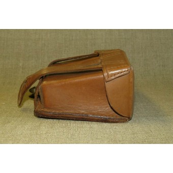 Soviet Russian reparation DDR made leather ammo pouch for Mosin-Nagant. Espenlaub militaria