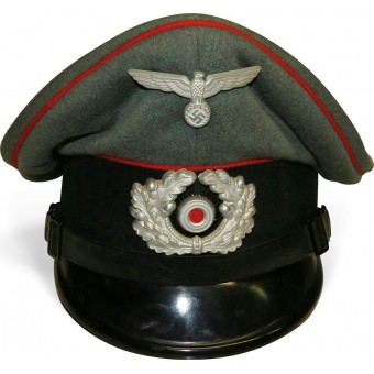 Wehrmacht Heer Artillery NCO’s visor hat. Espenlaub militaria