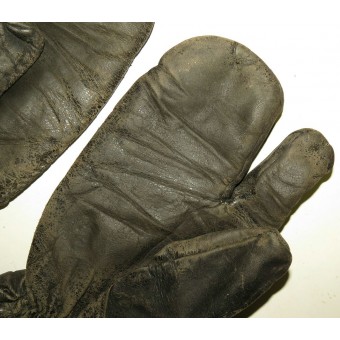 Leather protective gloves for armored troops member. RKKA.. Espenlaub militaria