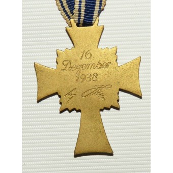 German Mother Cross in gold, 1st class, gold grade. Espenlaub militaria