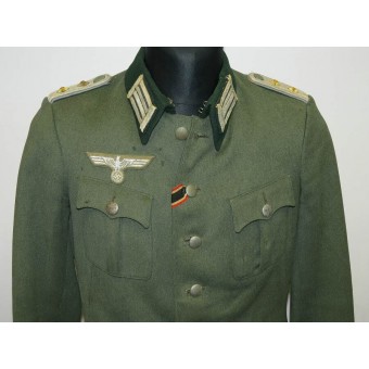 Wehrmacht Heer Feldbluse Tunic for Hauptmann of transport troops. Espenlaub militaria
