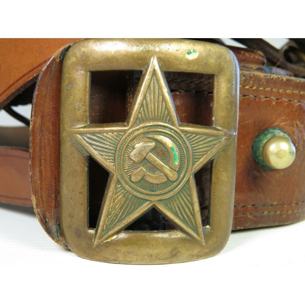 Soviet Red Army leather belt M 35 with star