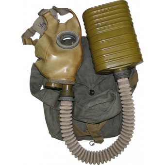 RKKA gas mask BN- MT4, rare variant with early war modified mask MOD-08. Espenlaub militaria