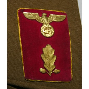 Reichsleitung Abschnitsleiter overcoat collar with collar tabs cut off. Espenlaub militaria