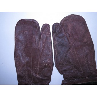 RKKA Dispatch riders or motorcyclist brown leather gloves. Espenlaub militaria