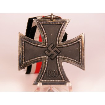 Iron Cross 2nd Class 1939 unmarked, unusually thick ribbon ring. Espenlaub militaria
