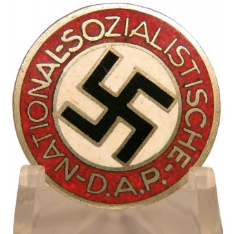 NSDAP party badge M1/105 RZM Hermann Aurich. Espenlaub militaria