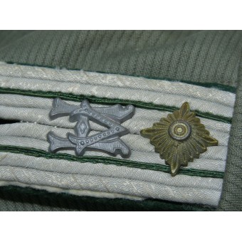 The tunic of an official of the Wehrmacht military administration. Espenlaub militaria