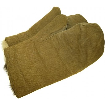 RKKA Soviet war time issue cold weather fur lined  mittens. Espenlaub militaria