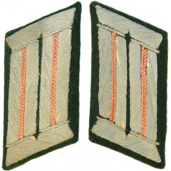 Pair of tunic removed Wehrmacht Panzer collar tabs for Feldbluse. Espenlaub militaria