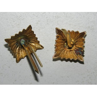 Rank pips - 14 mm for Wehrmacht or Waffen SS shoulder boards, gilded brass.