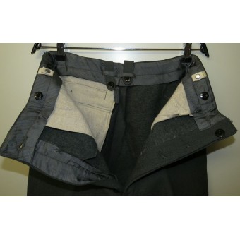 De Feldbluse y los del Hauptmann de blindados reconocimiento