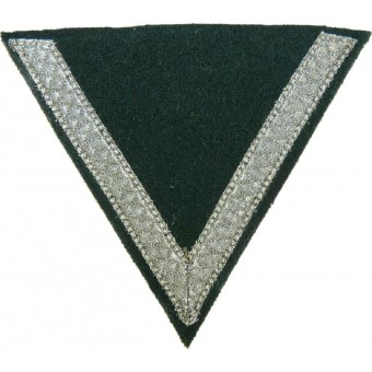Mint Wehrmacht Gefreiter sleeve winkel for M 36 uniform. Espenlaub militaria