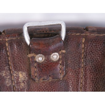 Brown leather pouch for German k98 Karabiner, 1938  4./A.R.65. Espenlaub militaria