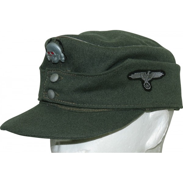 Feldmütze M43 for the Waffen SS leader.