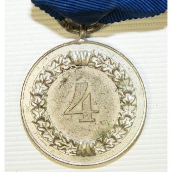4 years faithful service in the Wehrmacht medal. Wehrmacht Dienstauszeichnung Medaille.. Espenlaub militaria
