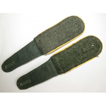 Wehrmacht shoulder straps for the private of signals troops for the summer cotton Drilich. Espenlaub militaria