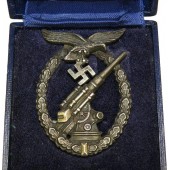 Luftwaffe Flakkampfabzeichen - Luftwaffe Flak Badge by Juncker, cased