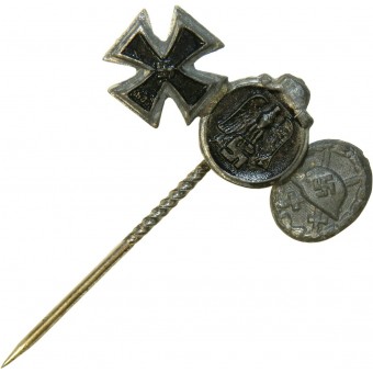 Iron cross II 1939, Winterschlacht im Osten and wound badge miniatures. Espenlaub militaria