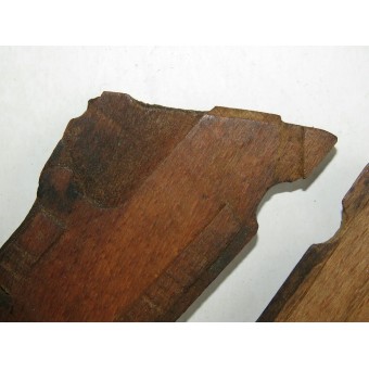 Wooden grips for a P-08 Parabellum pistol. Espenlaub militaria
