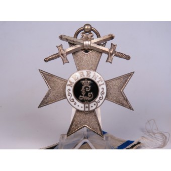 Bayern Militär-Verdienstkreuz 2 and KK II 1914 with bar and case. Espenlaub militaria