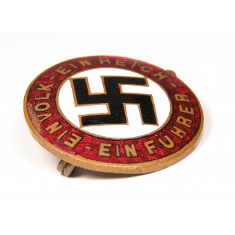 Badge of an NSDAP sympathizer: Ein Volk- Ein Reich- Ein Führer. Espenlaub militaria