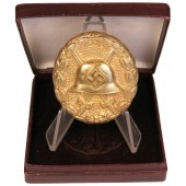 Boxed Spanish Wound badge 1939, 1st type gold class