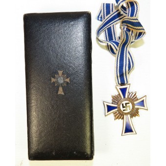 German mother cross in bronze. Alfred Stübbe Berlin with case of issue. Espenlaub militaria