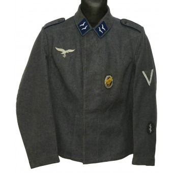 Fliegerblouse of the sanitary service of the Luftwaffe -1st model. Espenlaub militaria