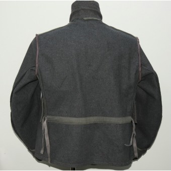 Fliegerblouse of the sanitary service of the Luftwaffe -1st model. Espenlaub militaria