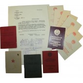 El conjunto de documentos de identidad y de condecoraciones de la RKKA pertenecía a una persona, estonia. Batallón de destrucción