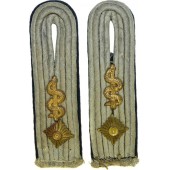 Wehrmacht Heer Medical officers shoulder boards in rank of Oberarzt- First medical Lieutenant