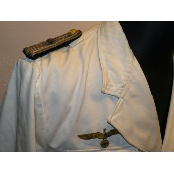 Kriegsmarine cotton summer white tunic for Oberleutnant zur See. Espenlaub militaria