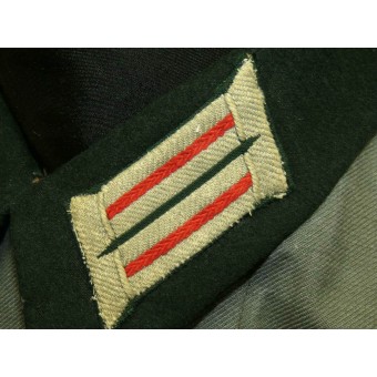 Summer Wehrmacht tunic M 43, official issue for officers in rank Lieutenant of artillery. Espenlaub militaria