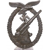 Anti-aircraft artillery badge / Luftwaffe-Flakkampfabzeichen Assmann