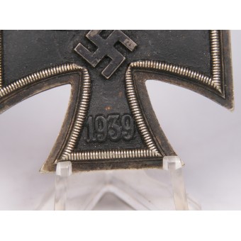 Iron cross 1st class in 1939. Restored swastika. Espenlaub militaria