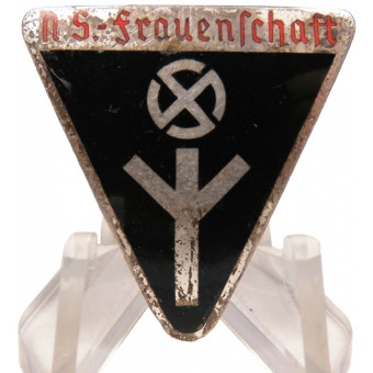 Badge of a member of the NSDAP womens group NS-Frauenschaft M1/15RZM. Espenlaub militaria