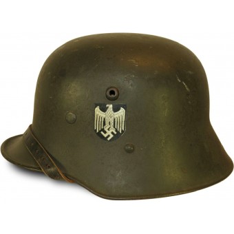 Single decal Austrian M 16 helmet. Interesting variant. Espenlaub militaria