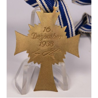 Gold grade of the cross of the German mother 1938. Espenlaub militaria