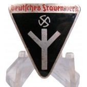 Badge of the Women's Nazi Association in 3rd Reich M1 / 8 RZM