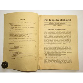 Propaganda magazine for German youth - Das Junge Deutschland. Espenlaub militaria