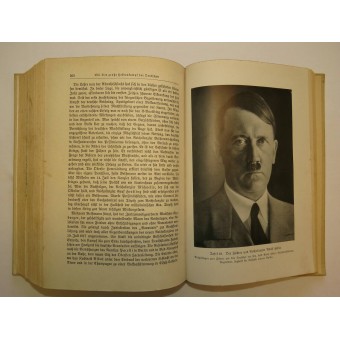 German history from pre-Germanic times till our days,  with Hitlers portrait.. Espenlaub militaria
